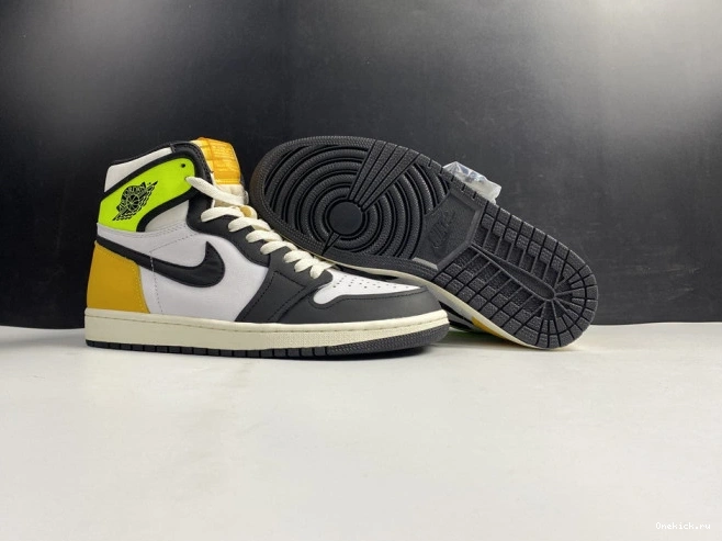 One Kick 555088-118 HIGH AIR OG GOLD' JORDAN RETRO 'VOLT 1 0716